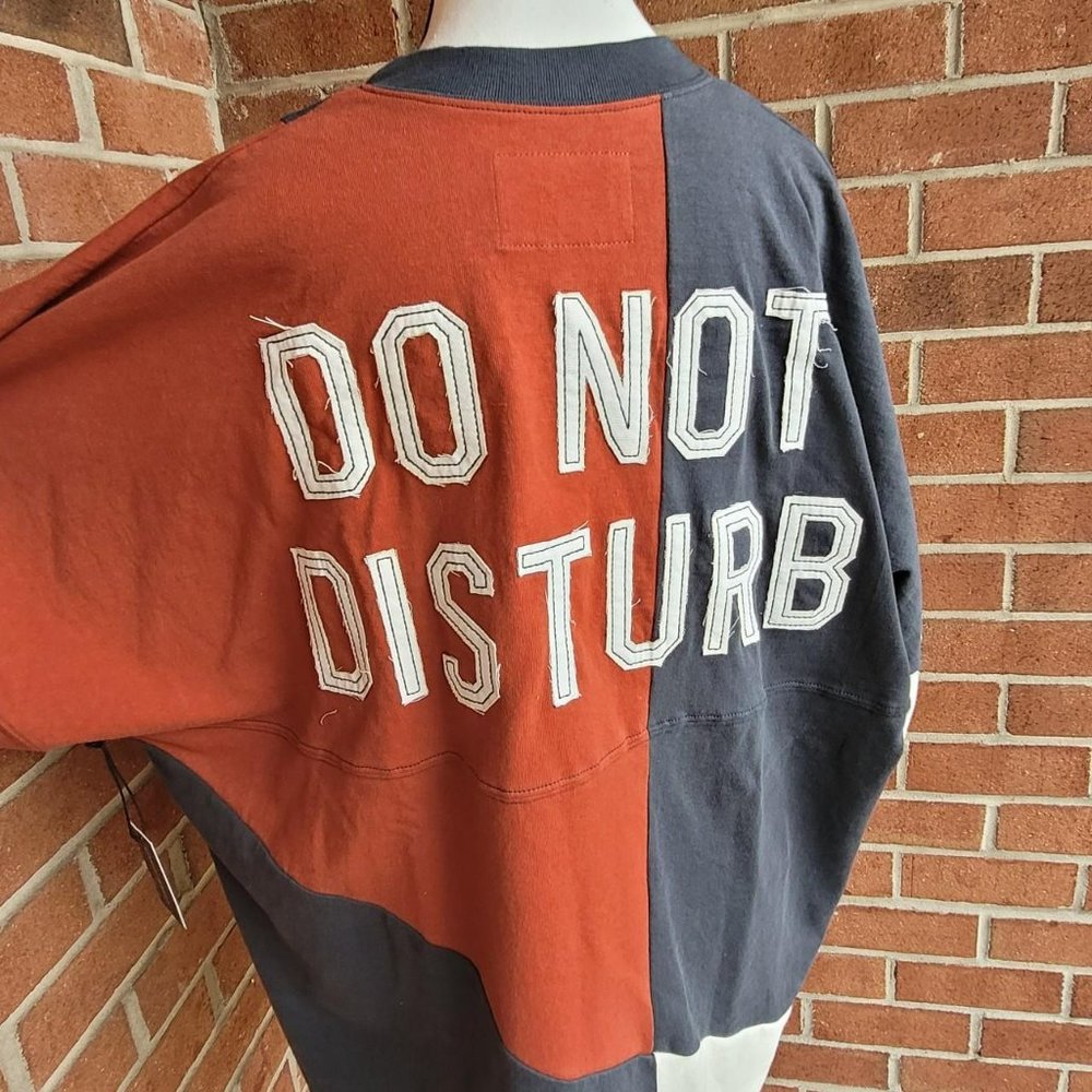 Spirit Jersey "Do Not Disturb" distressed tee NWT